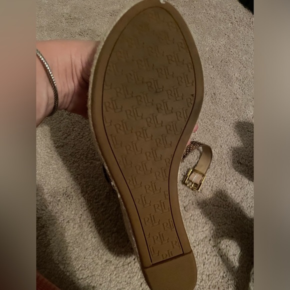 Ralph Lauren wedge tan sandals - Picture 5 of 7